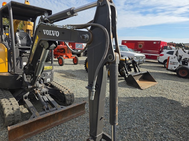 volvo-ec27d-image-13
