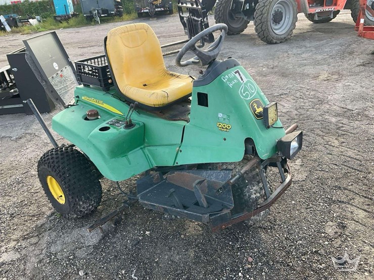 john-deere-1200-image-2