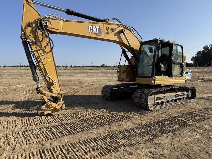 2023-caterpillar-325-image-1
