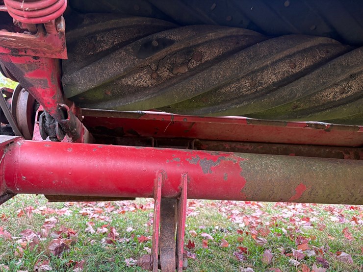 new-holland-488-image-25