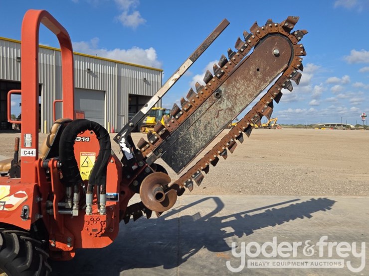 ditch-witch-rt45-image-19