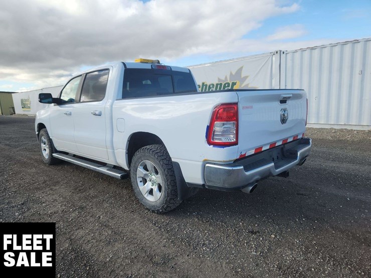 2020-dodge-1500-image-3