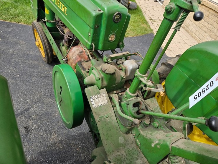 john-deere-h-image-27