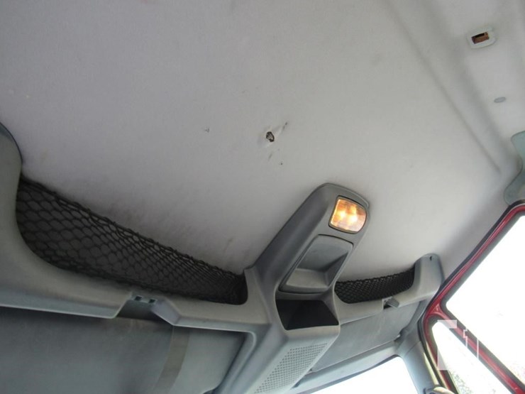 2005-international-durastar-4300-image-8