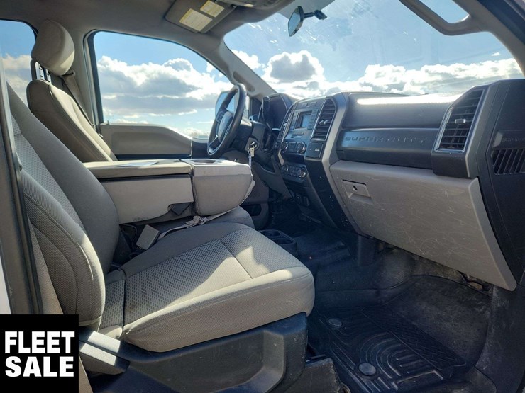 2019-ford-f350-image-17