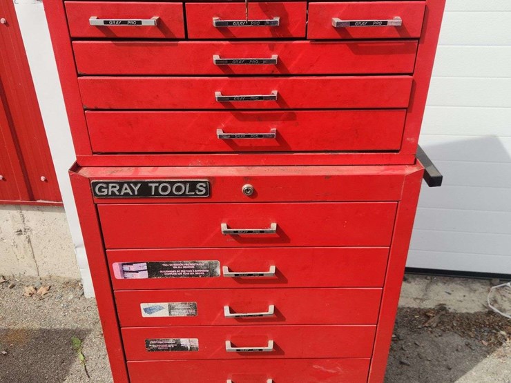 gray-tools-rolling-toolbox-(top-&-bottom)-(drawers-locked,-key-not-working)-image-1