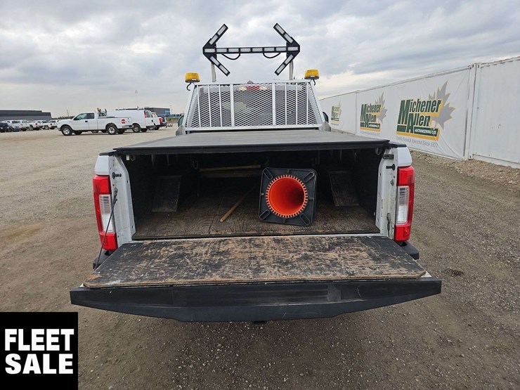 2019-ford-f350-image-15