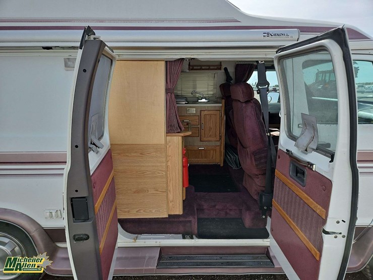 1995-dodge-ram-van-image-21