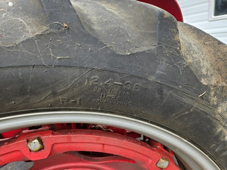 #2509-•-1959-farmall-340-tractor-image-42