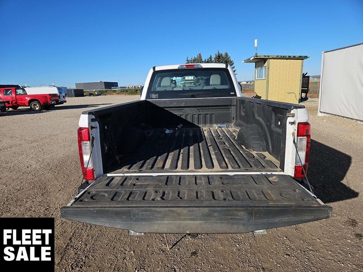 2017-ford-f250-image-15