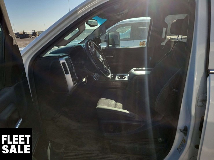 gmc-sierra-2500hd-image-15