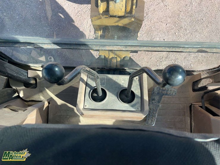 1994-deere-410d-image-16