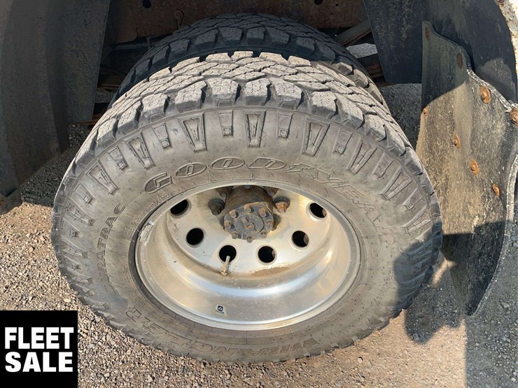 2015-dodge-3500-image-10