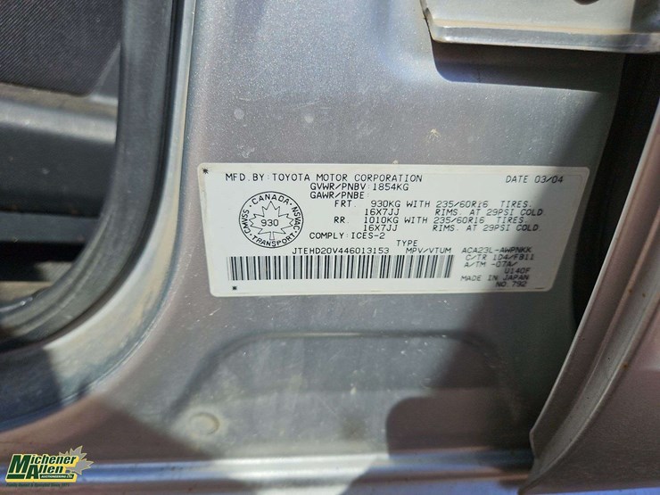 2004-toyota-rav4-image-36