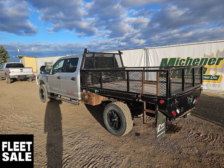 2017-ford-f350-image-3
