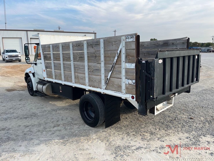 2012-international-durastar-4300-image-3