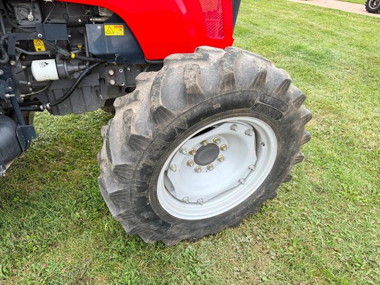 massey-ferguson-4610-image-11
