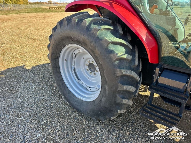 2013-massey-ferguson-4610-image-37