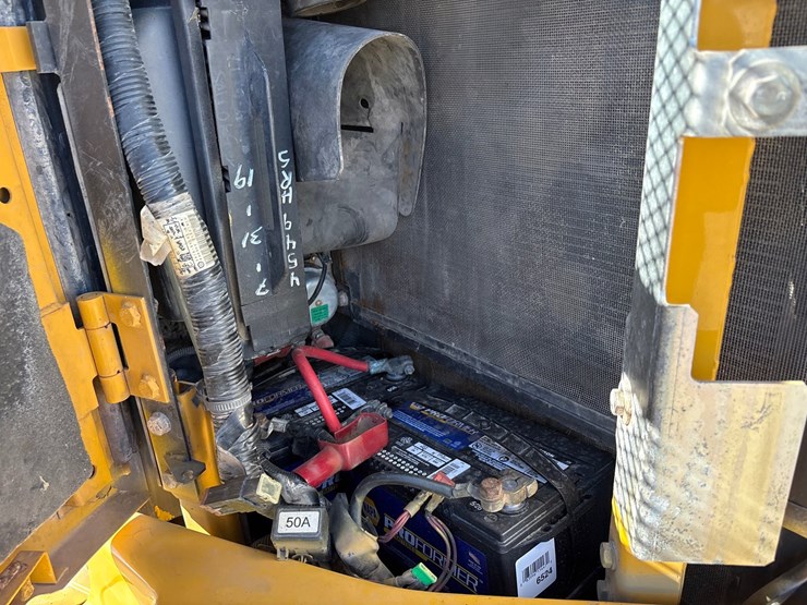 deere-85g-image-44