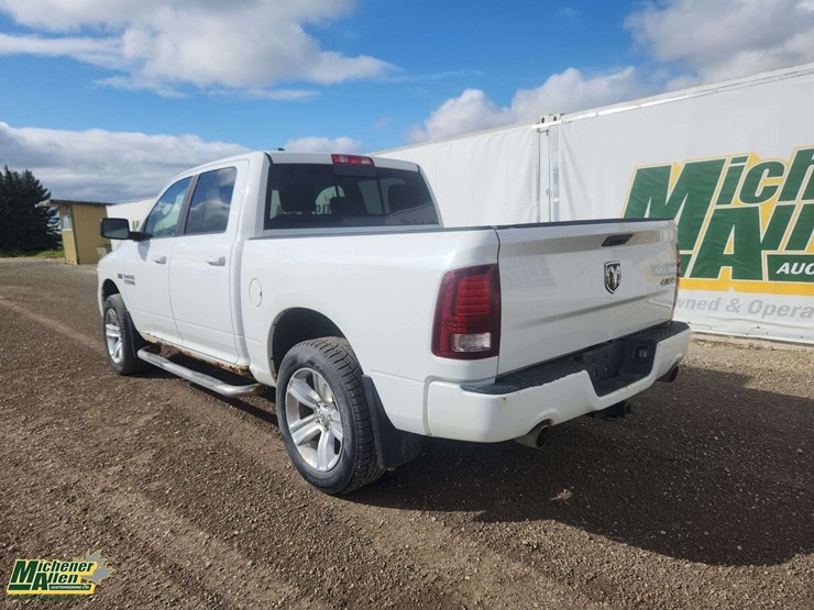 2013-dodge-1500-image-3