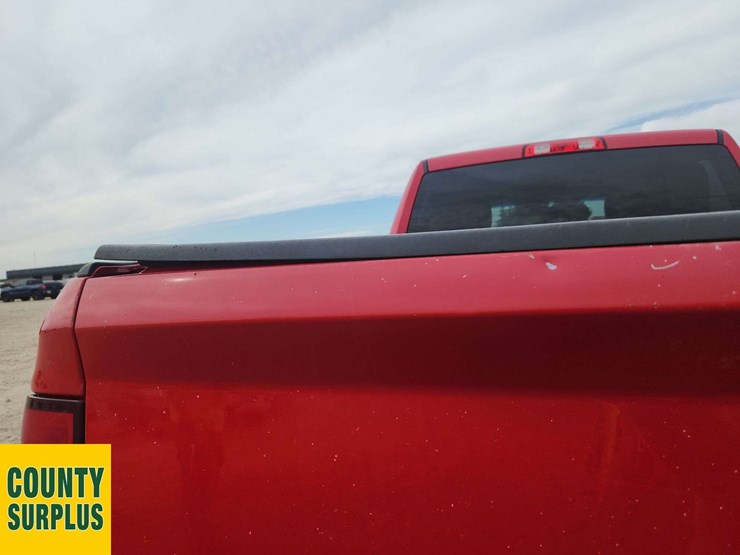 2015-dodge-2500-image-38