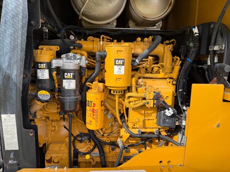 caterpillar-938m-image-48