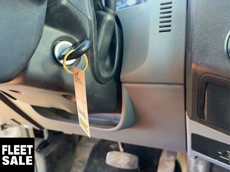 2016-ford-f550-image-18