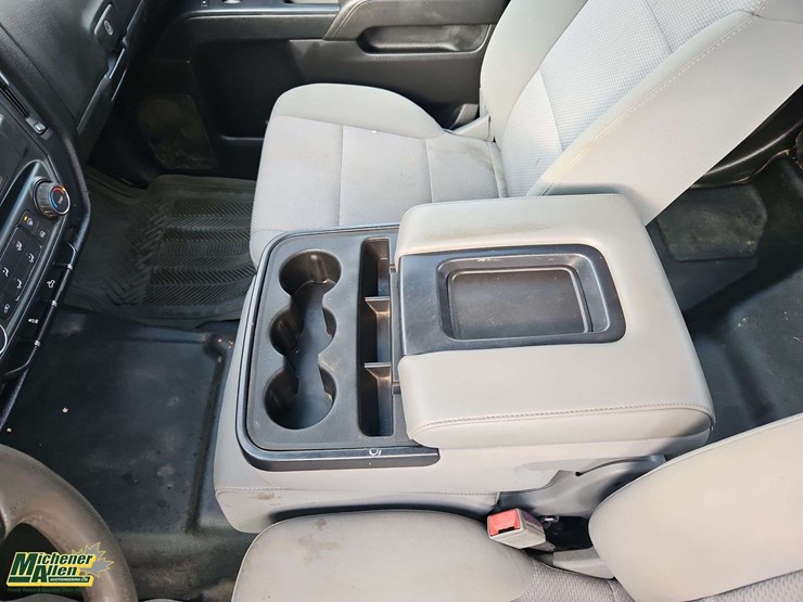 2017-gmc-sierra-1500-image-19