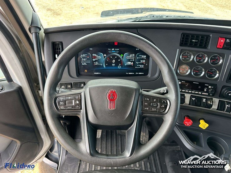 kenworth-t880-image-14