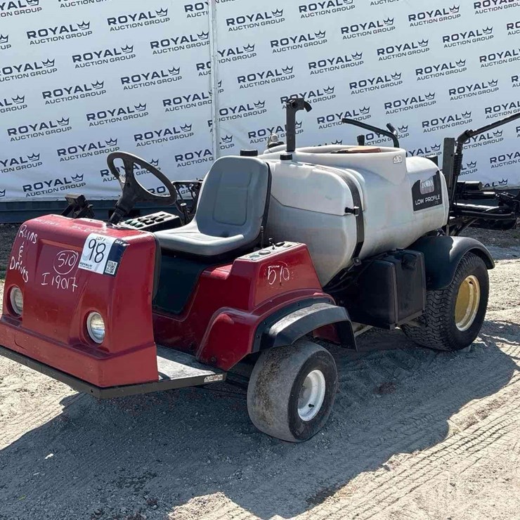 2010 Toro Multi Pro 1750 175-Gallon Low Profile Turf Sprayer