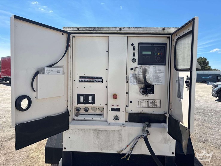 caterpillar-xq125-image-10