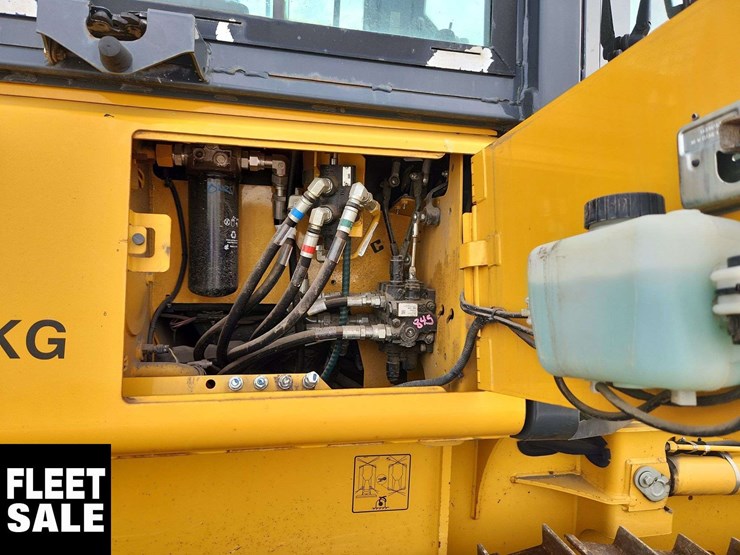 2016-deere-450j-image-27