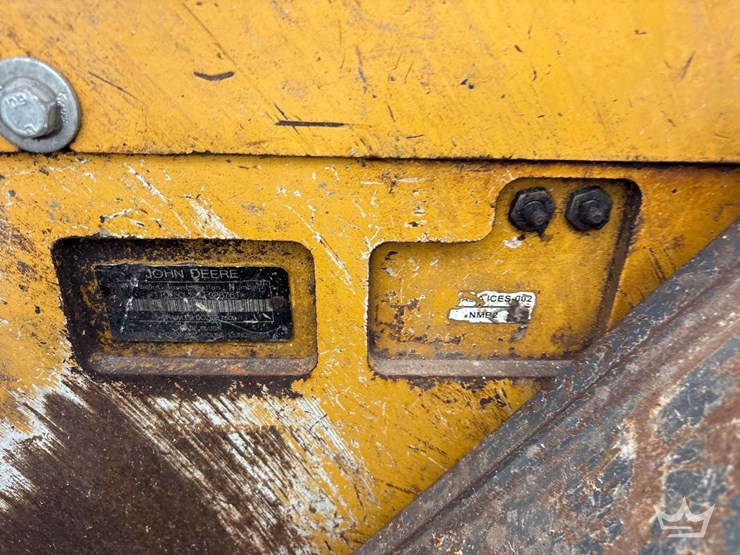2020-deere-750l-lgp-image-15