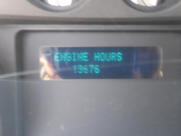 2016-ford-f550-image-27