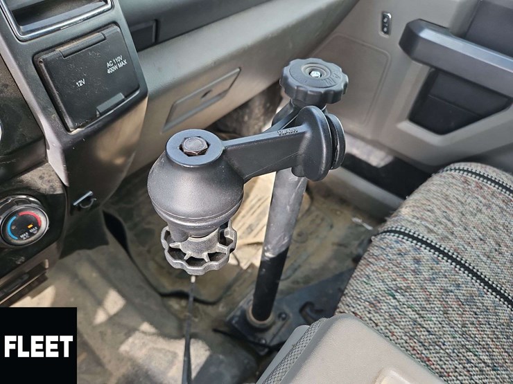 2022-ford-f250-image-25