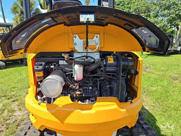 2025-jcb-35z-1-image-15
