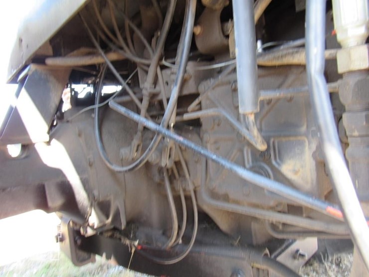 j-i-case-2590-image-6