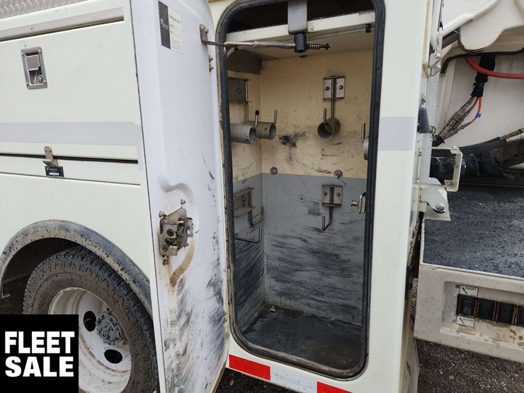 2019-ford-f550-image-33