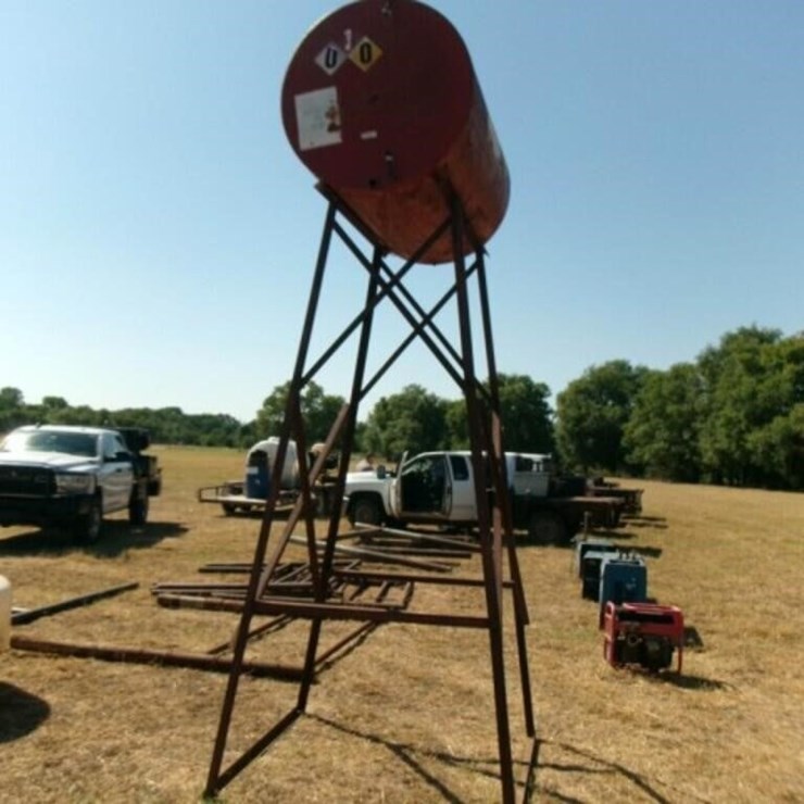 Tank, 500gal Overhead (Red) Diesel Storage w/Stand
