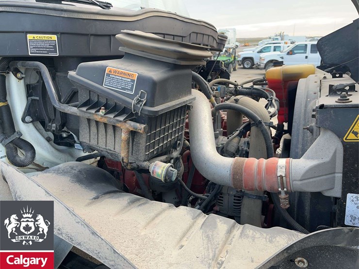 2019-international-workstar-7400-image-25