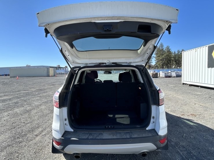 2018-ford-escape-image-28