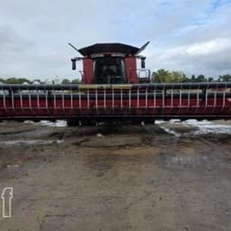 2011 CASE IH 3020