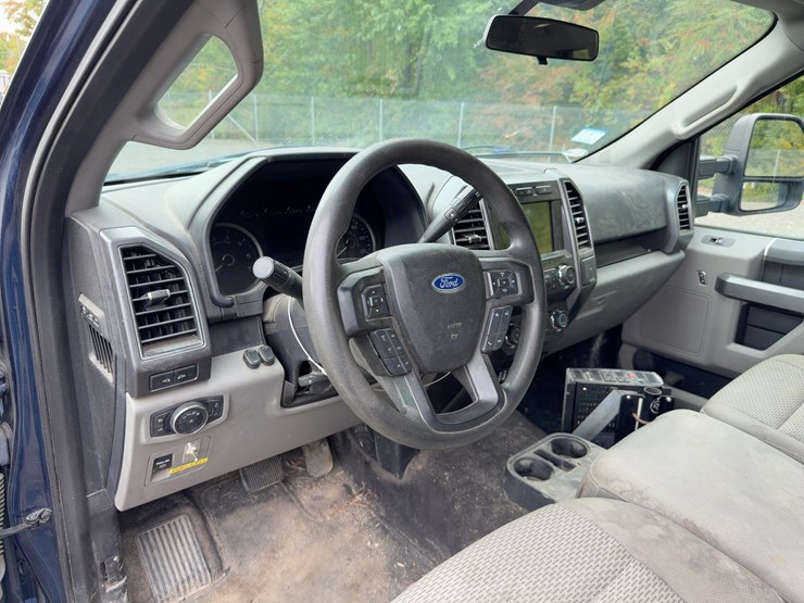 2019-ford-f150-xlt-image-19