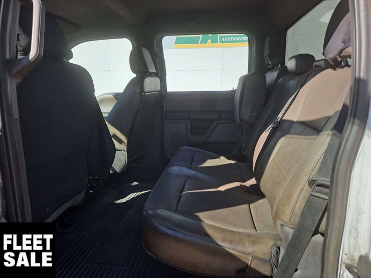 2020-ford-f350-image-14