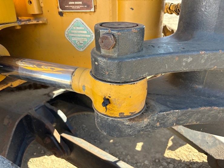 deere-85g-image-8