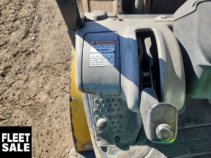 2008-komatsu-fg25t-16-image-16