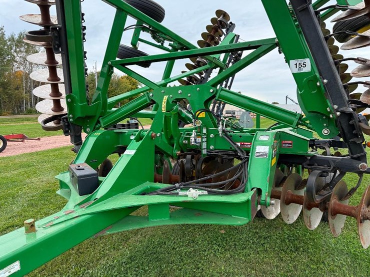 john-deere-2623-image-29