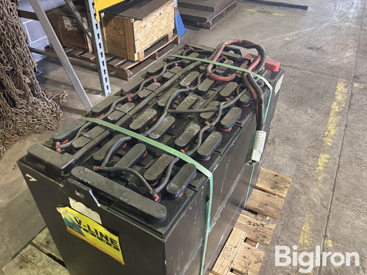 v-line-value-18-125v-17-forklift-battery-image-13