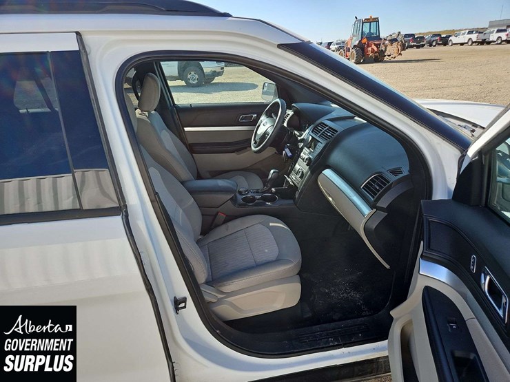 ford-explorer-image-17