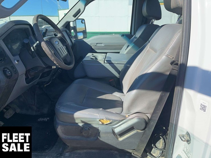 2016-ford-f550-image-13